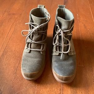 Sorel wedge lace up boootie